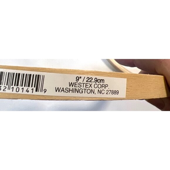 Wooden Embroidery Hoop Set Of 2- 9" By Westex Corp With Brass Screw Clasp For Ne - Picture 3 of 3